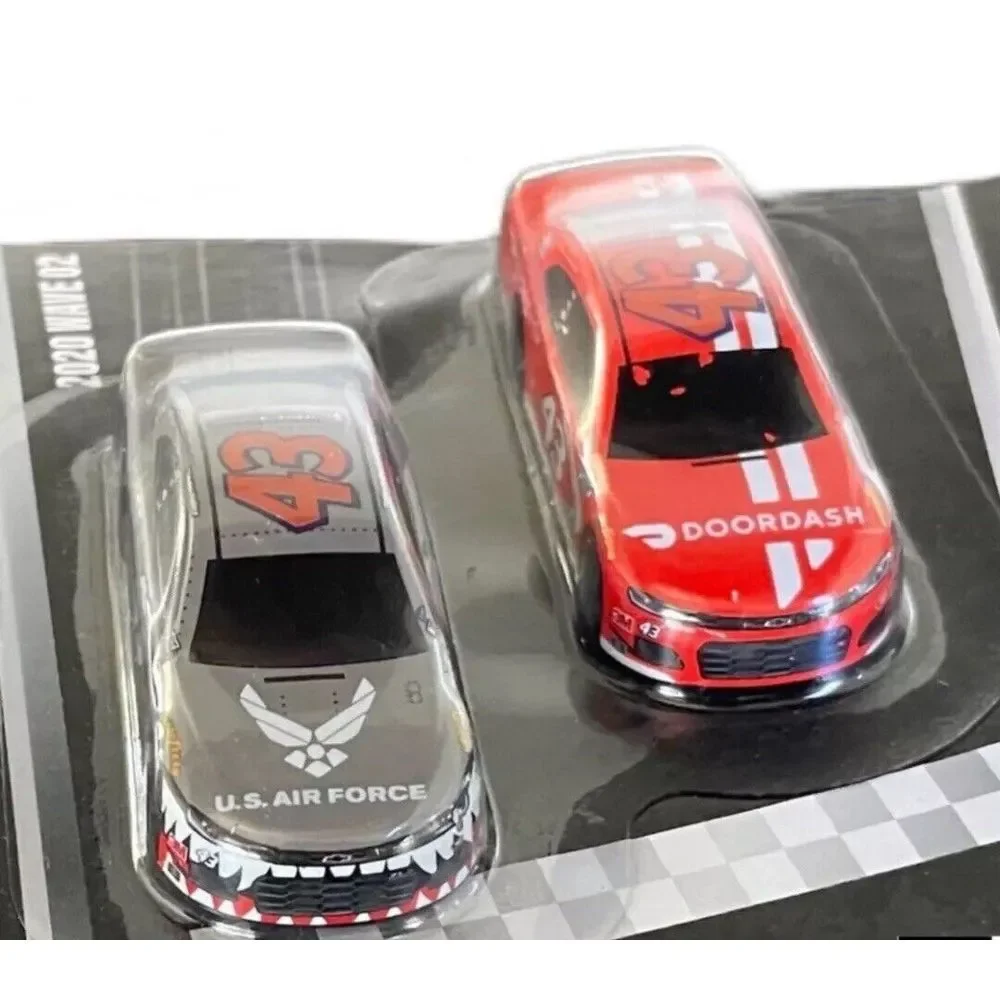 Darrell Wallace Jr Bubba Racecar Diecast 43 Nascar Authentics 2020 Wave 02‎ 1:87